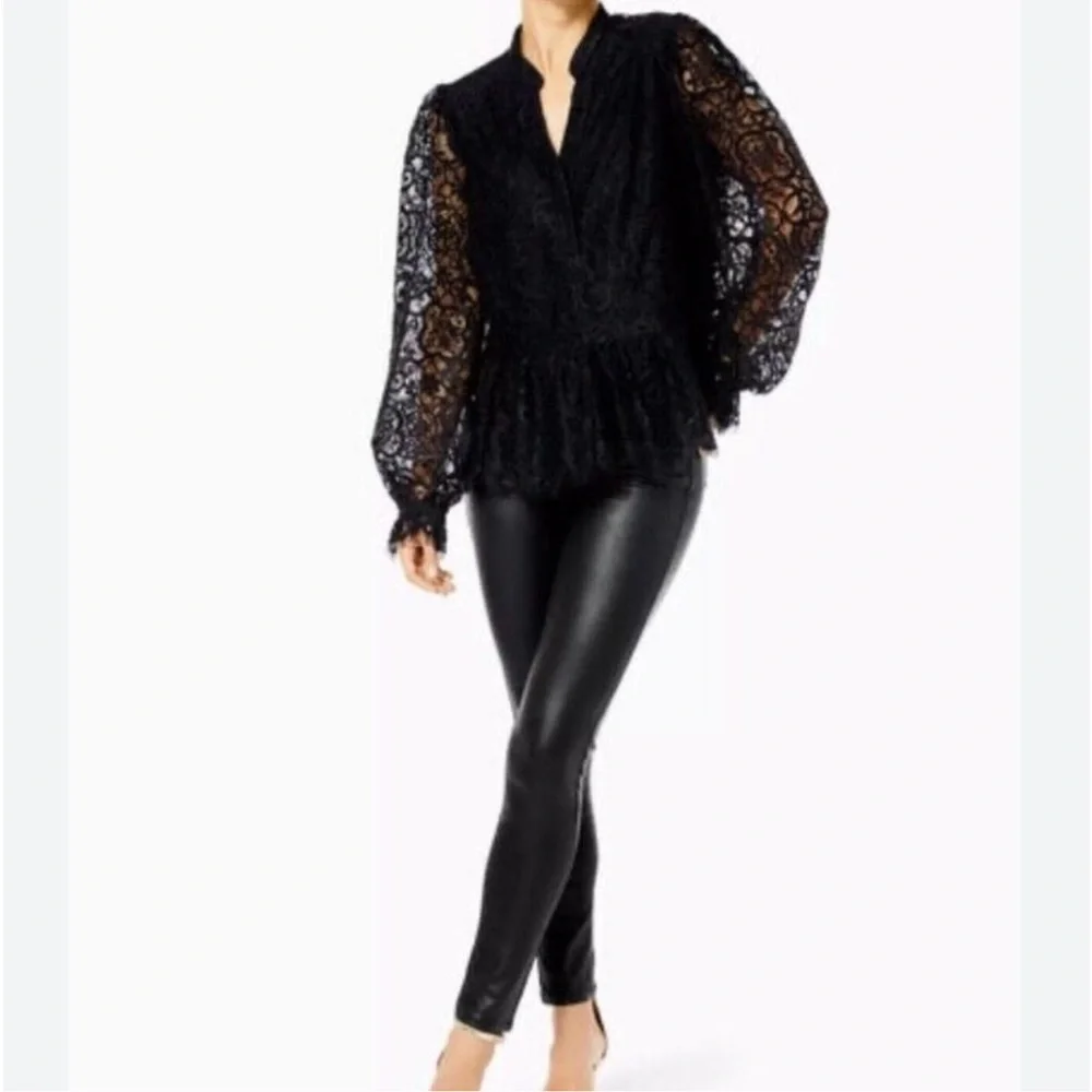 NWT Lilly Pulitzer NWT Jacelynne Lace Top
Onyx Two Tone Carnival Lace - Picture 2 of 10